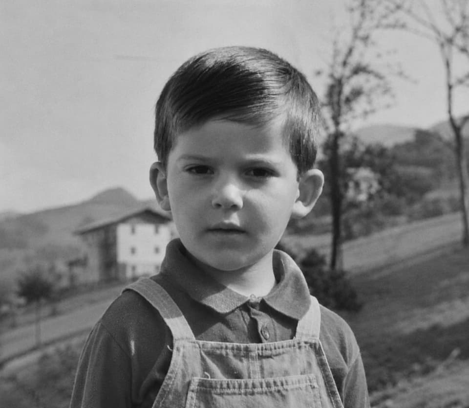 Andrea de niño en Lombardía